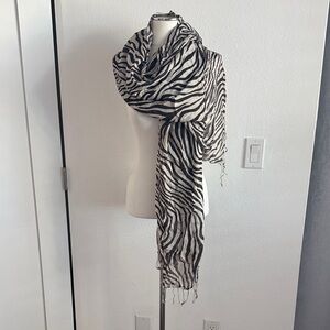 Elegant Zebra Print Scarf